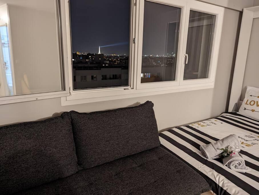 Apartament Charming Studio With Eiffel View Paryż Zewnętrze zdjęcie